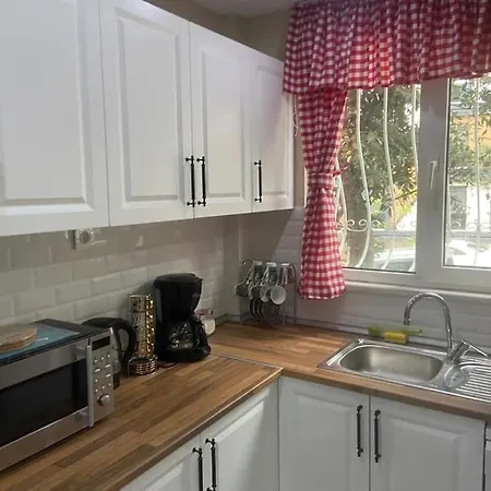 Apartment Serene & Spacious 3br In Istanbul's Prime Location - Discover Vibrant Seafront Living Istanbul
