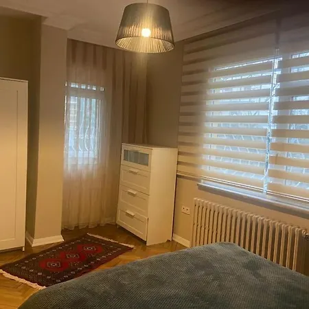 Serene & Spacious 3br In Istanbul's Prime Location - Discover Vibrant Seafront Living * Istanbul